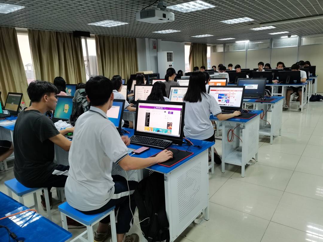 校企攜手育英才 廣州市工貿技師學院與益達教育走進《運營·美工崗位實戰》開班第一課
